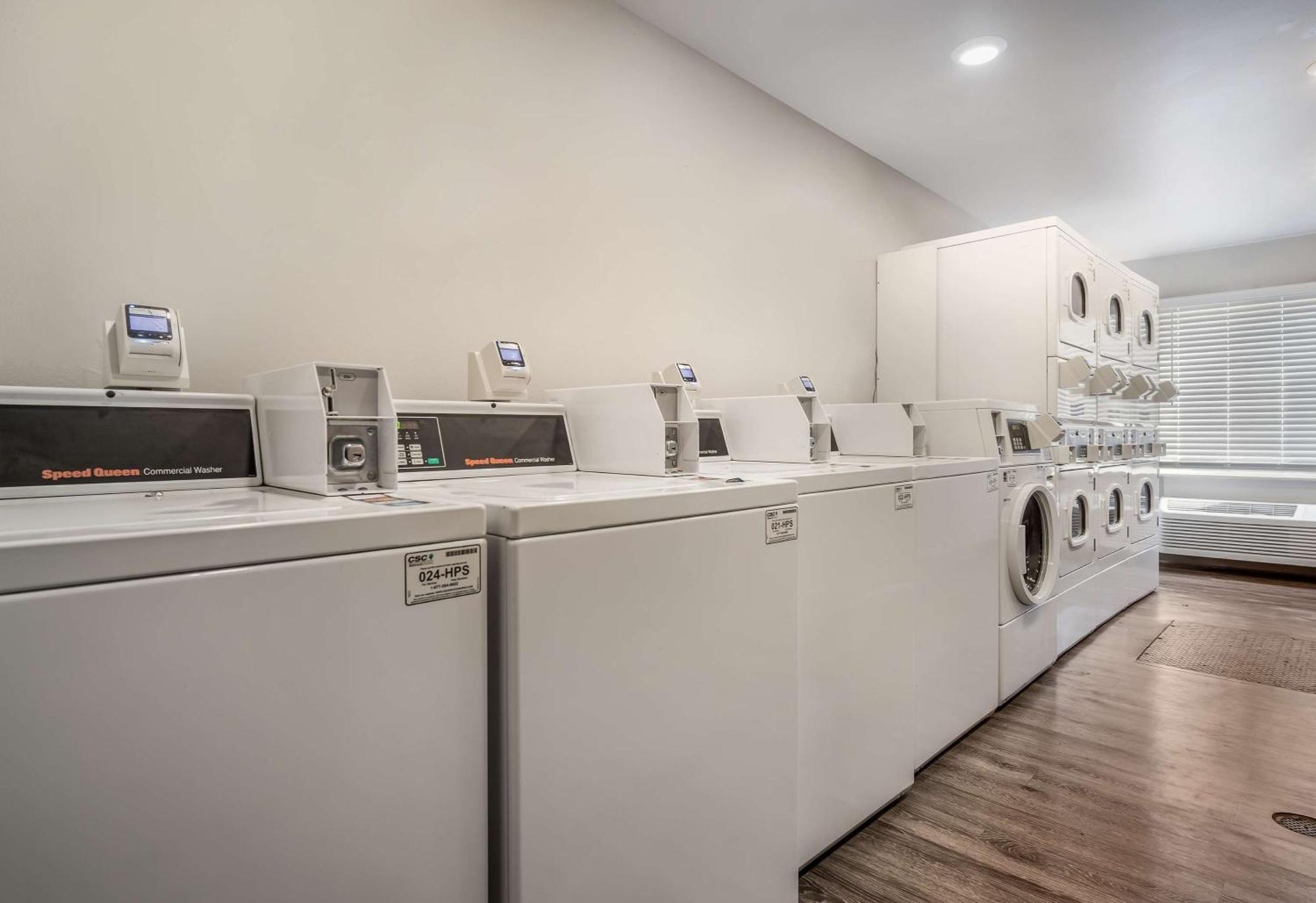 Extended Stay America Select Suites - Fort Myers Ngoại thất bức ảnh